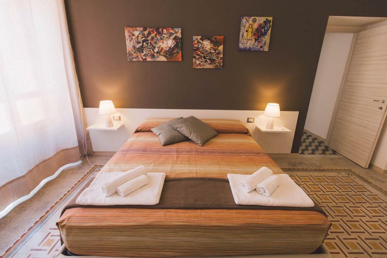 Residenza Macos One Apartman Szirakúza Kültér fotó